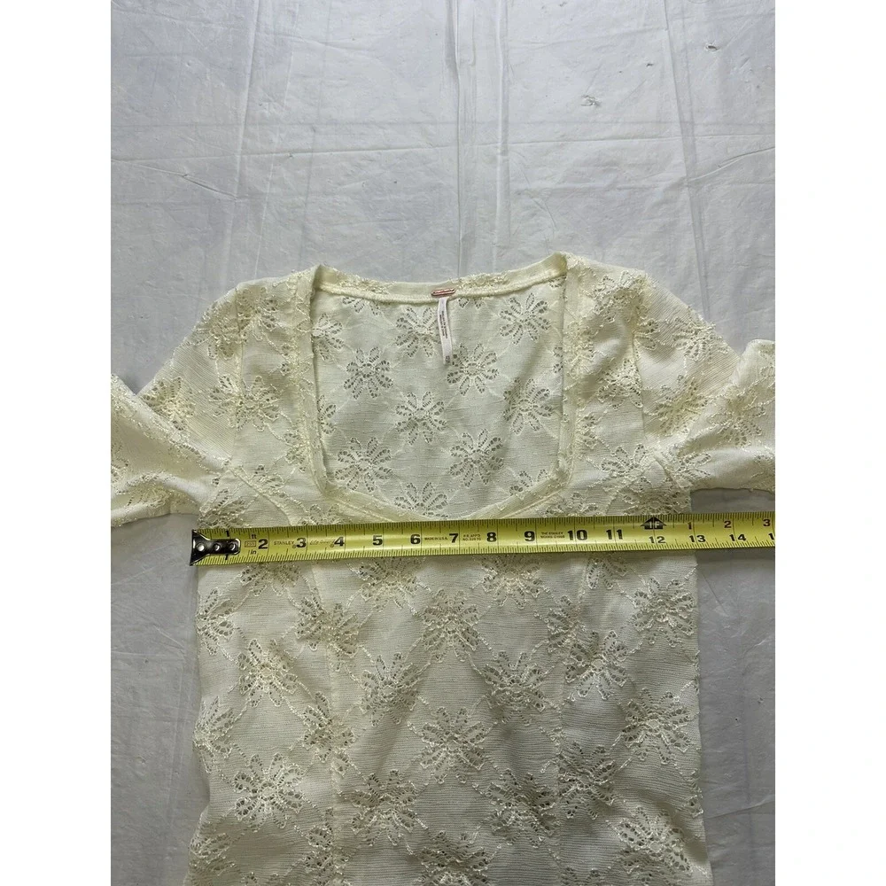 Free People Godet Cream Lace Floral Eyelet 3/4 Sleeve Peplum Tunic Top - XS
